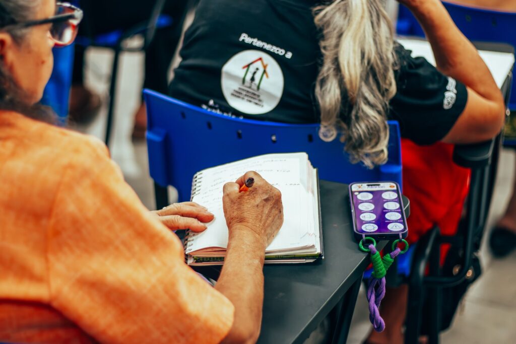Formalización en Derechos para las Trabajadoras Domésticas – CARE Colombia