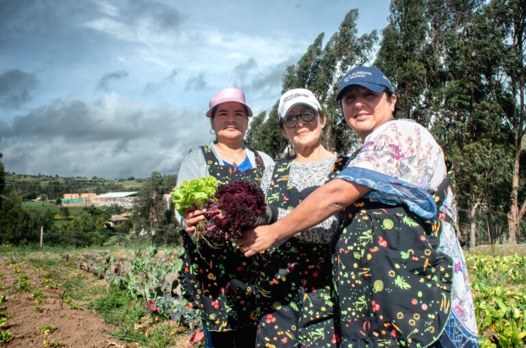 Ella Alimenta al Mundo – CARE Colombia