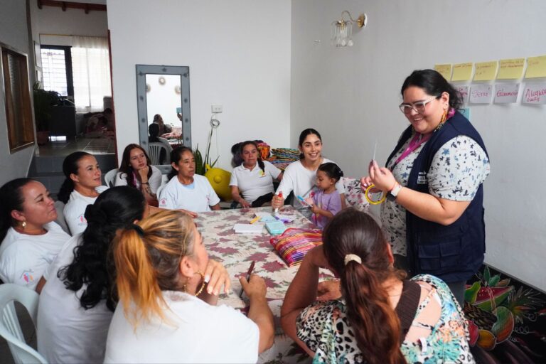 Mujeres Líderes en Emergencia (MLE)
