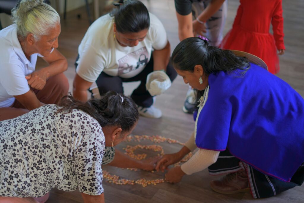 Mujeres Líderes en Emergencia (MLE) – CARE Colombia